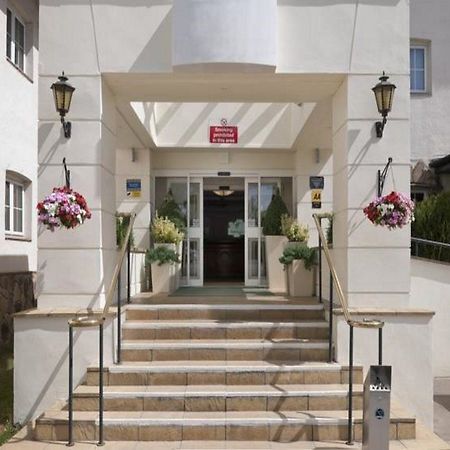 Airport Inn & Spa Manchester Wilmslow Exteriér fotografie